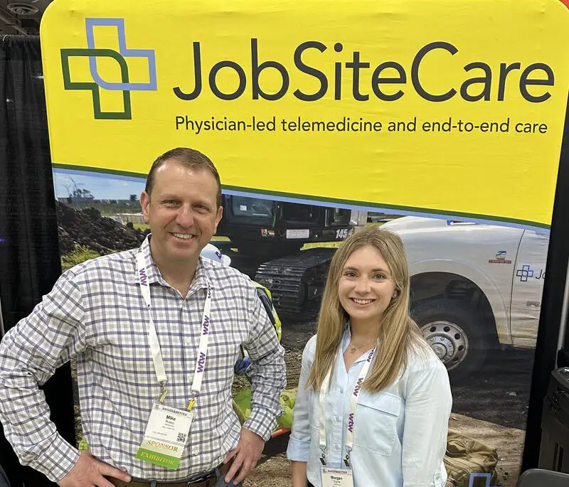 Michael Russo and Morgan Payne at JobsiteCare’s exhibit space during the CFMA Annual Conference